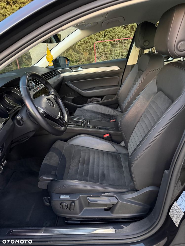 Volkswagen Passat 2.0 TDI SCR Highline DSG - 9