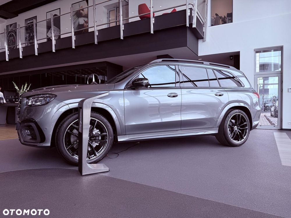 Mercedes-Benz GLS - 7