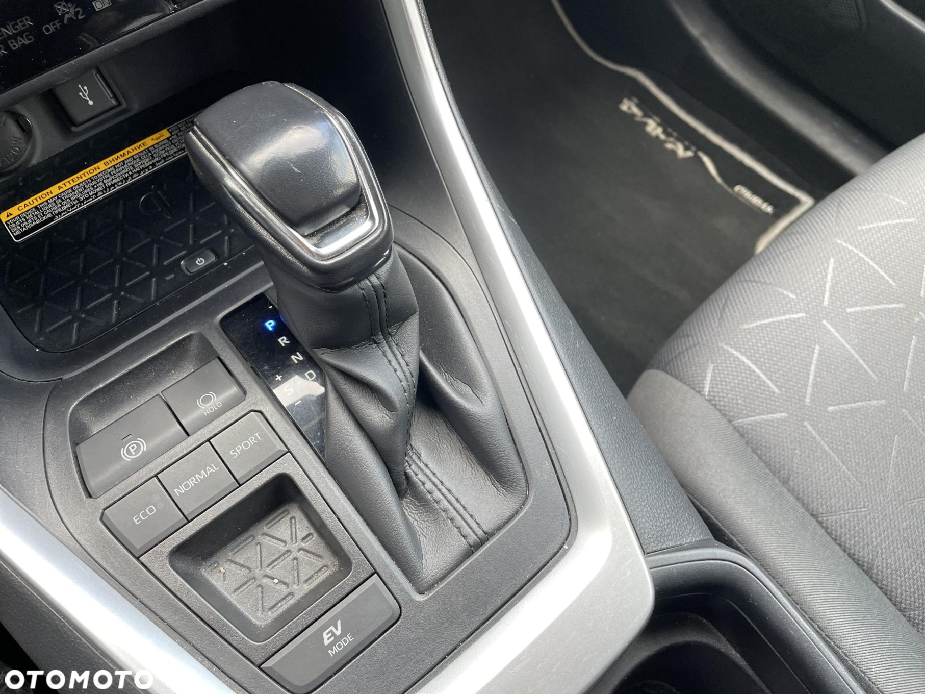Toyota RAV4 2.5 Hybrid Comfort 4x2 - 15