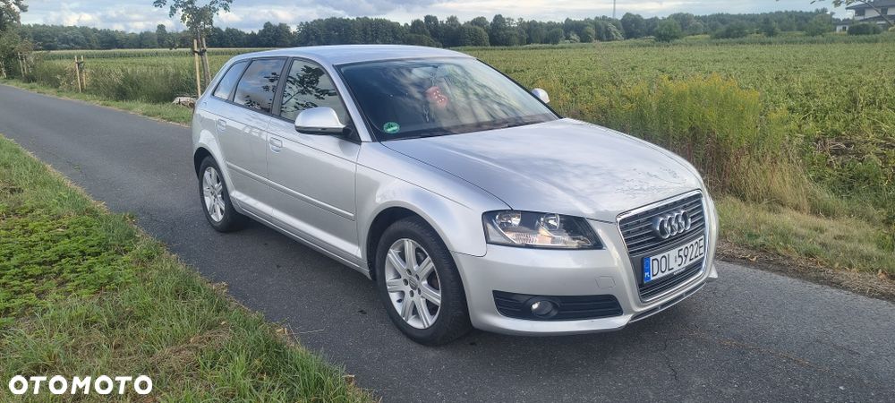 Audi A3 Sportback - 2
