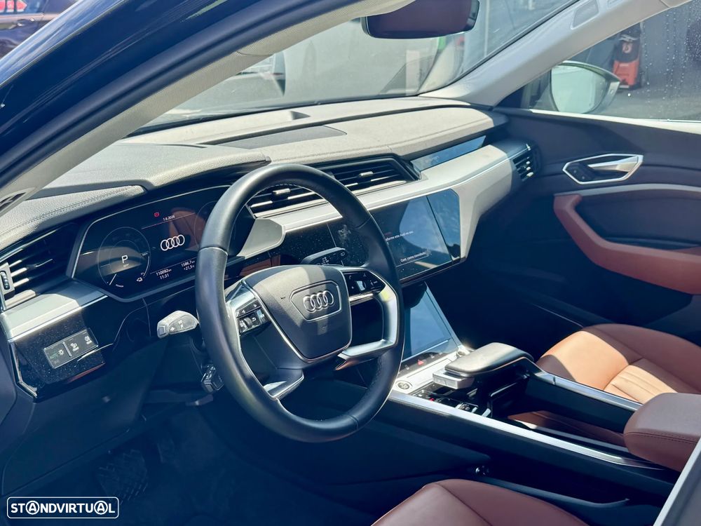 Audi e-tron 55 quattro Advanced - 11