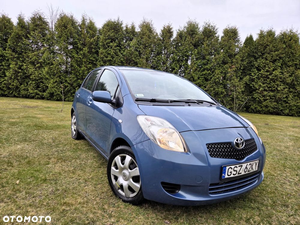Toyota Yaris 1.3 - 2