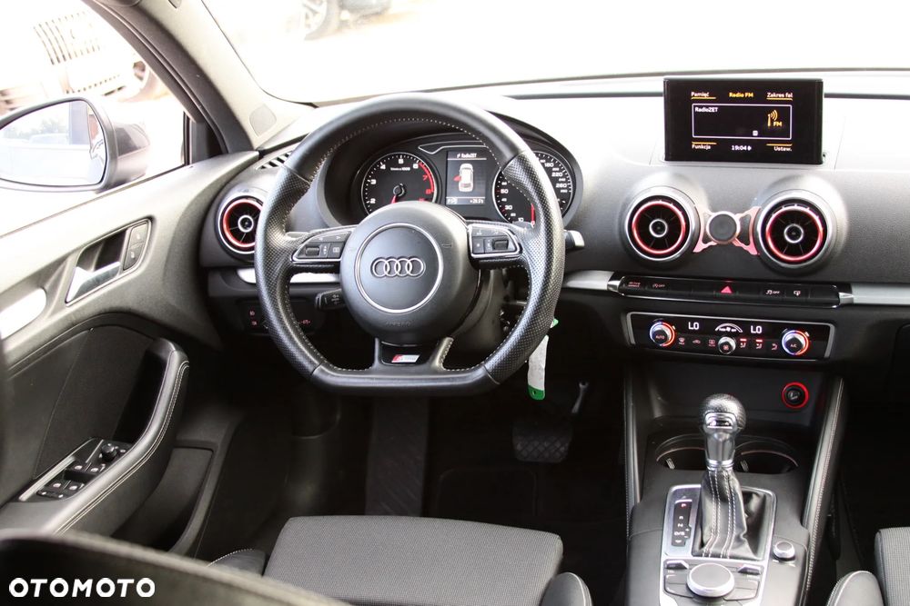 Audi A3 Sportback 1.4 TFSI S tronic S line Sportpaket - 14