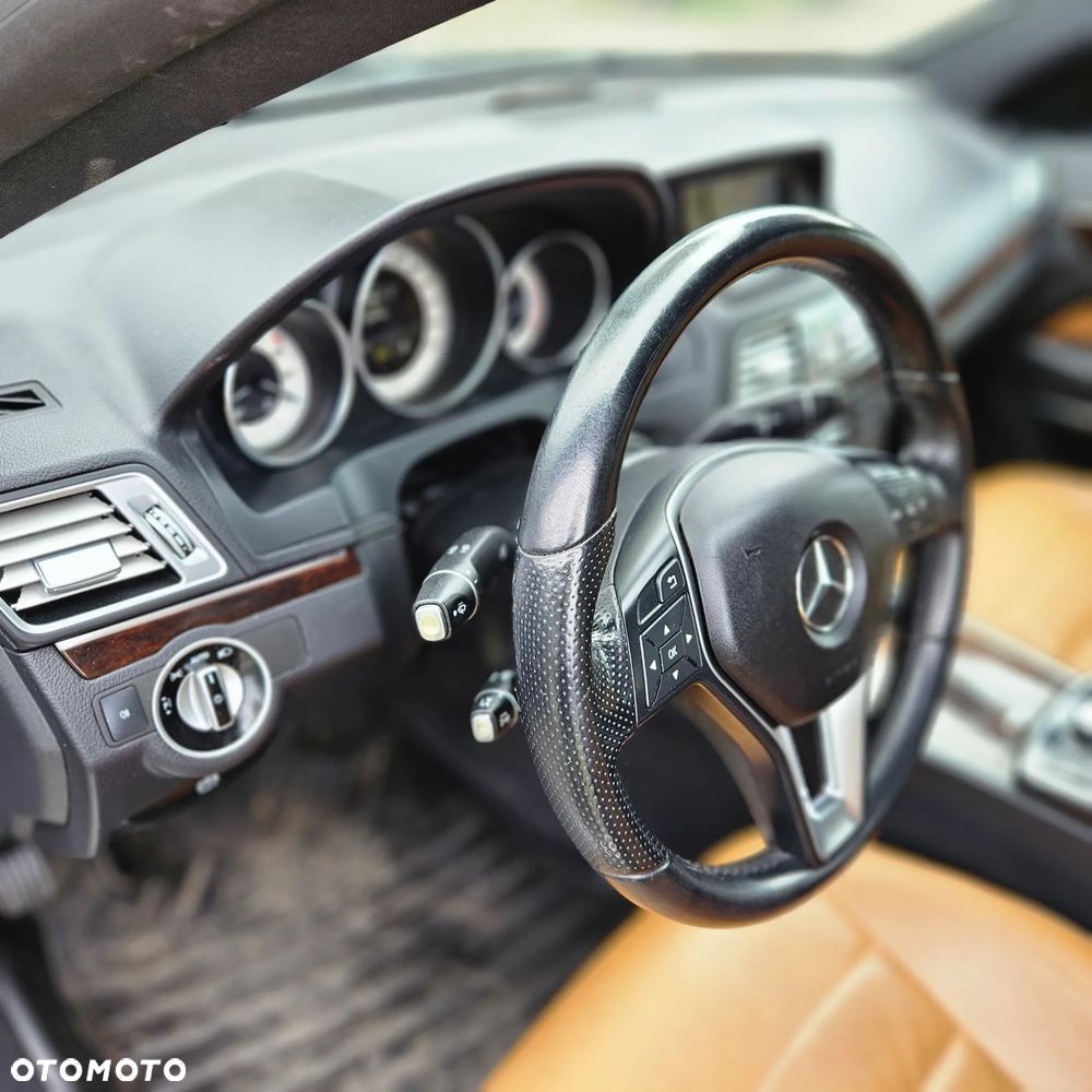 Mercedes-Benz Klasa E - 19