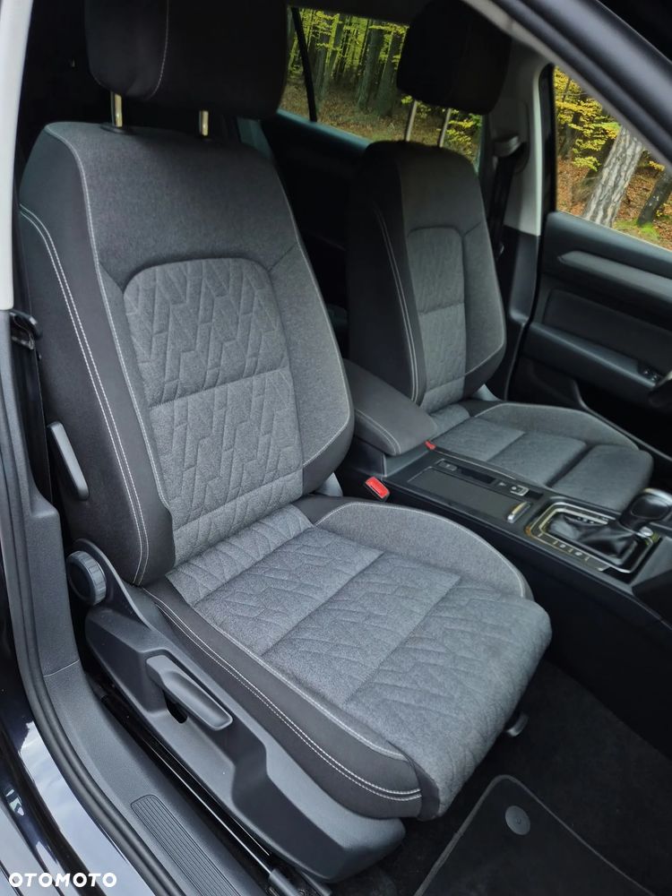 Volkswagen Passat 2.0 TDI SCR Style DSG - 17