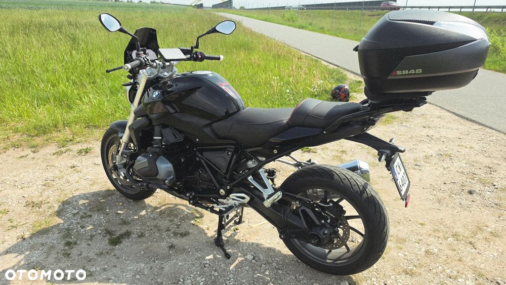 BMW R - 9