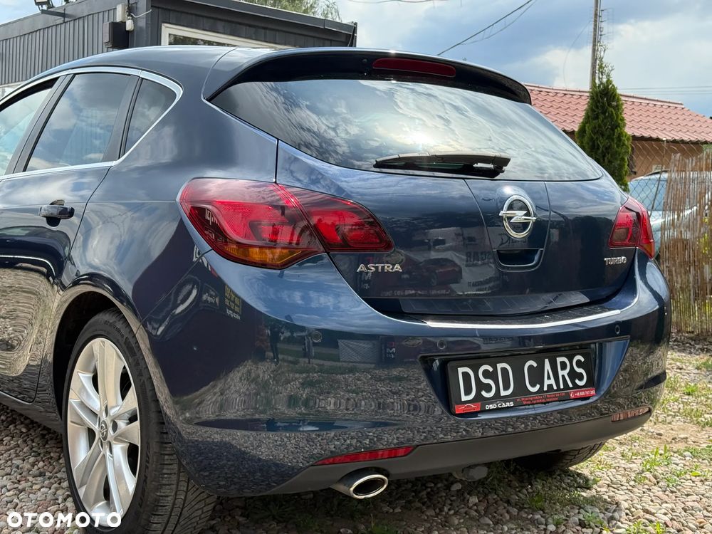 Opel Astra 1.4 Turbo Exklusiv - 6