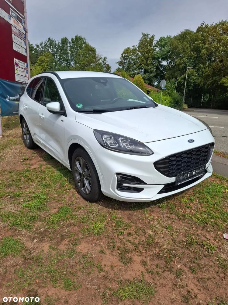 Ford Kuga - 13