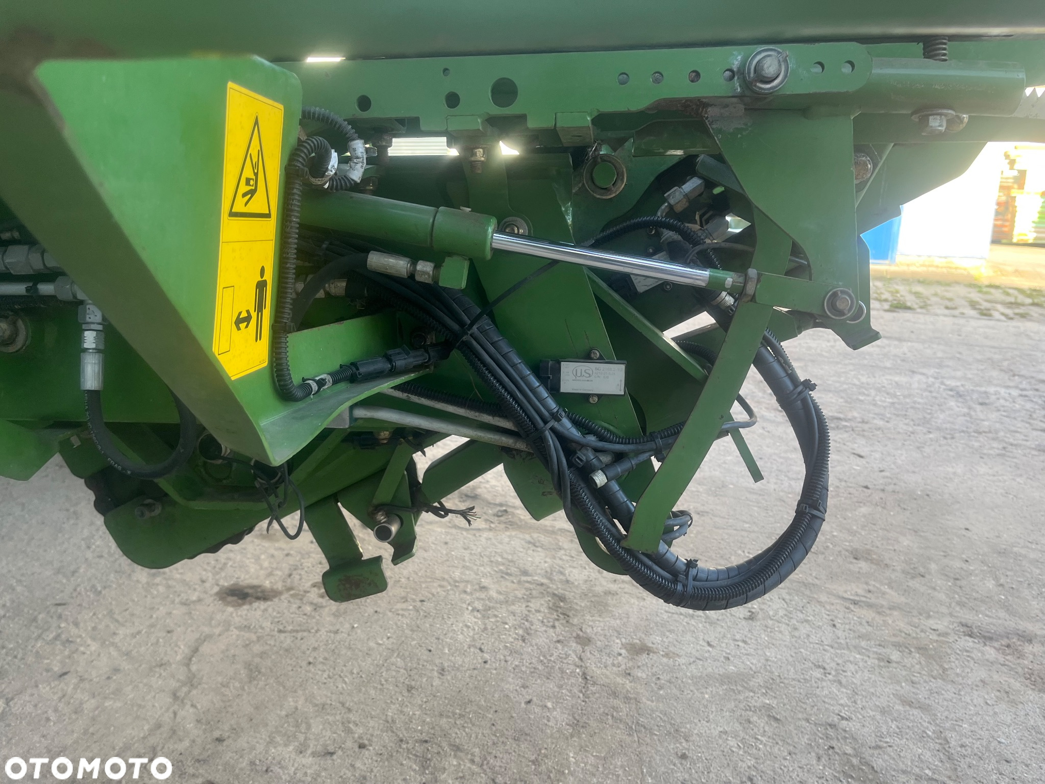 Krone Cf 155 combi xtreme fabrycznie mocniejsza prasa na długie prace w polu - 11