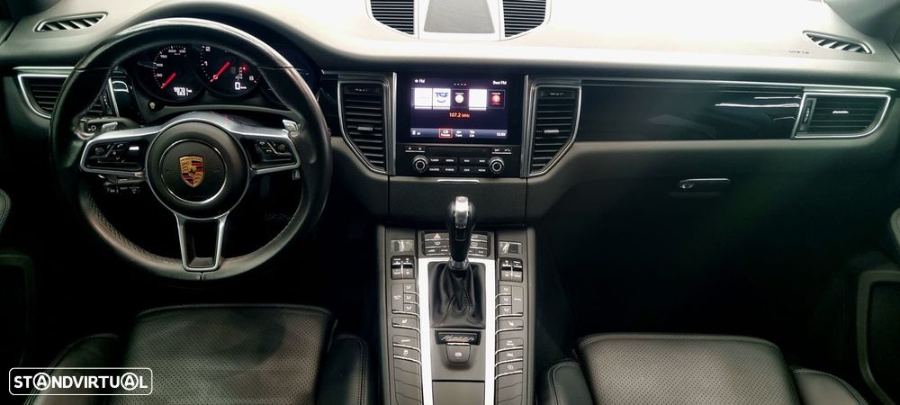 Porsche Macan - 29