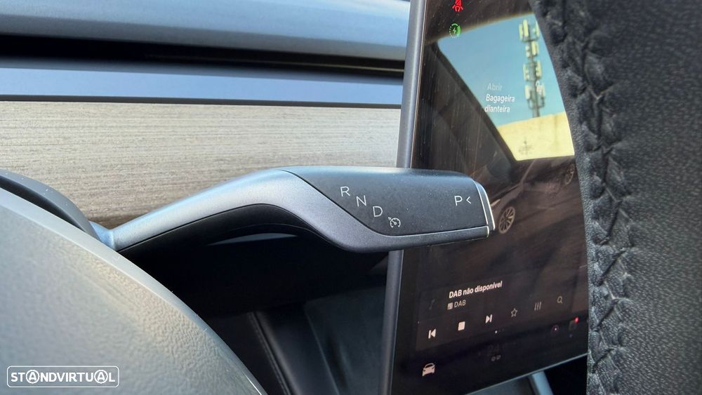 Tesla Model 3 Long-Range Dual Motor AWD - 26