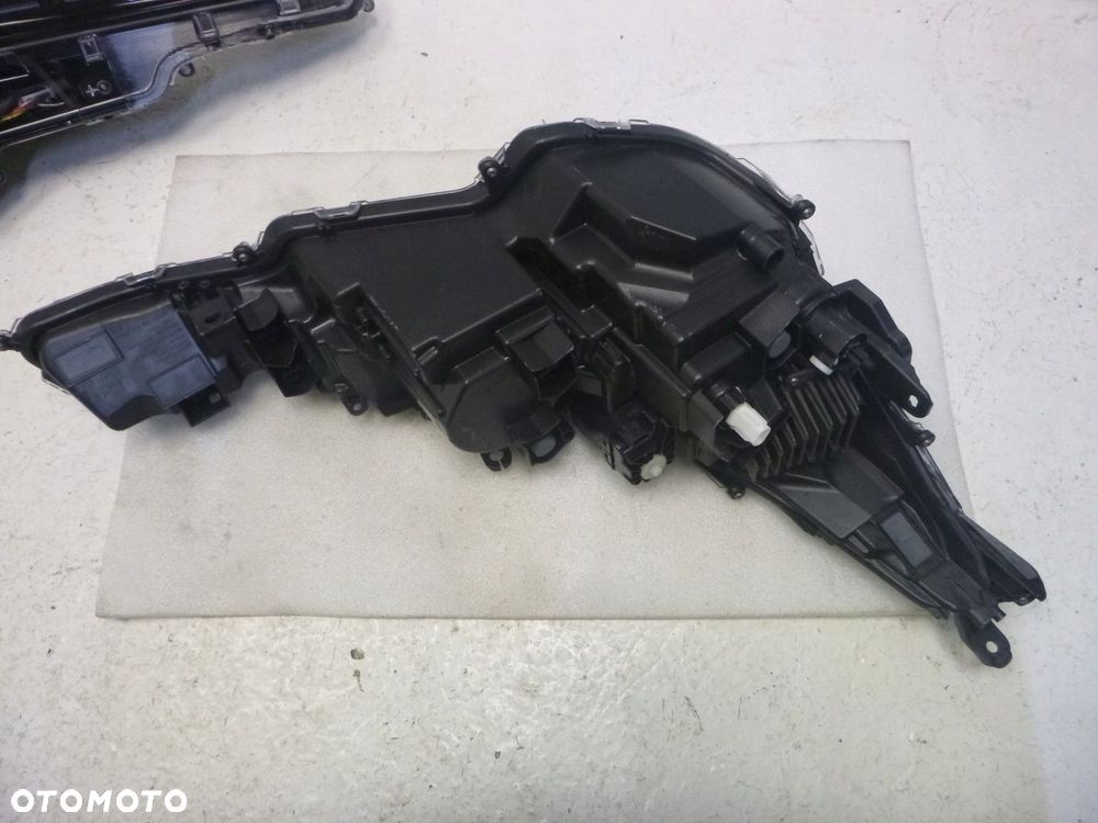TOYOTA COROLLA E21 LIFT 22- LAMPA LAMPY REFLEKTOR REFLEKTORY PRZÓD PRZEDNIE PRAWA LEWA LED KOMPLET NOWE ORYGINAŁ - 7