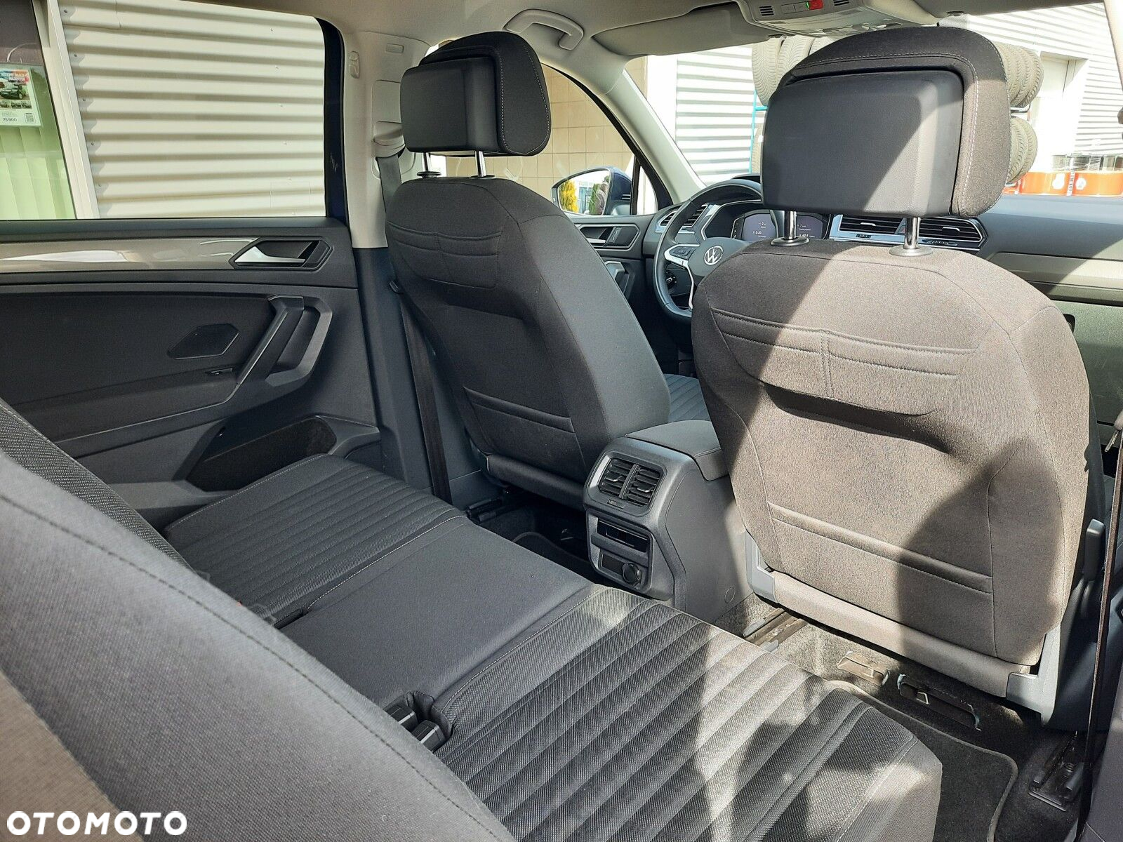 Volkswagen Tiguan 2.0 TSI 4Mot Life DSG - 35