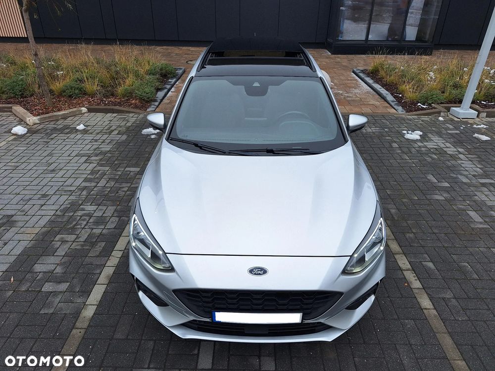 Ford Focus 1.5 EcoBoost ST-Line X - 4