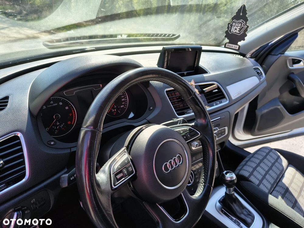 Audi Q3 2.0 TFSI Quattro S tronic sport - 28