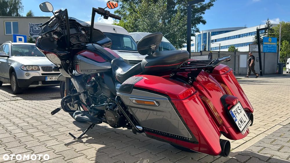 Harley-Davidson Touring Road Glide - 6