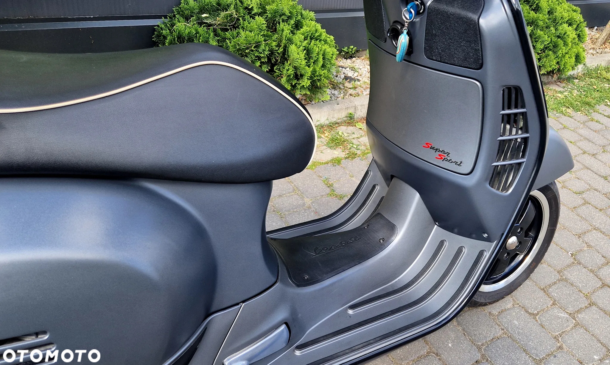Vespa GTS - 21