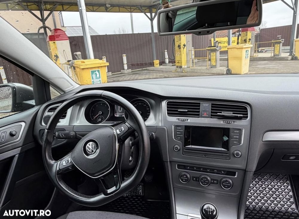 Volkswagen Golf 1.2 TSI BlueMotion Technology Comfortline - 9