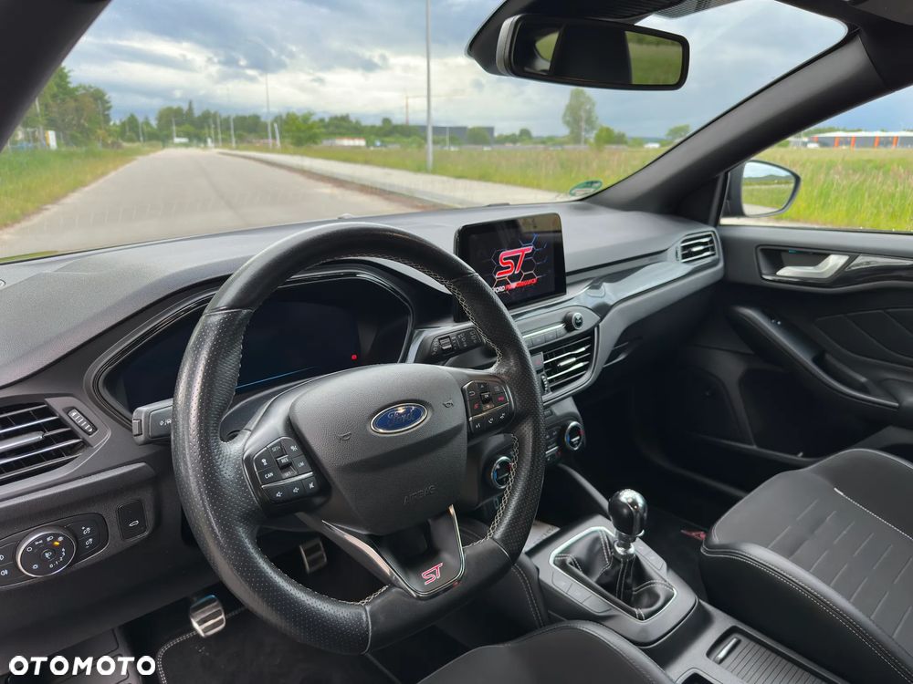 Ford Focus 2.0 EcoBlue ST - 10