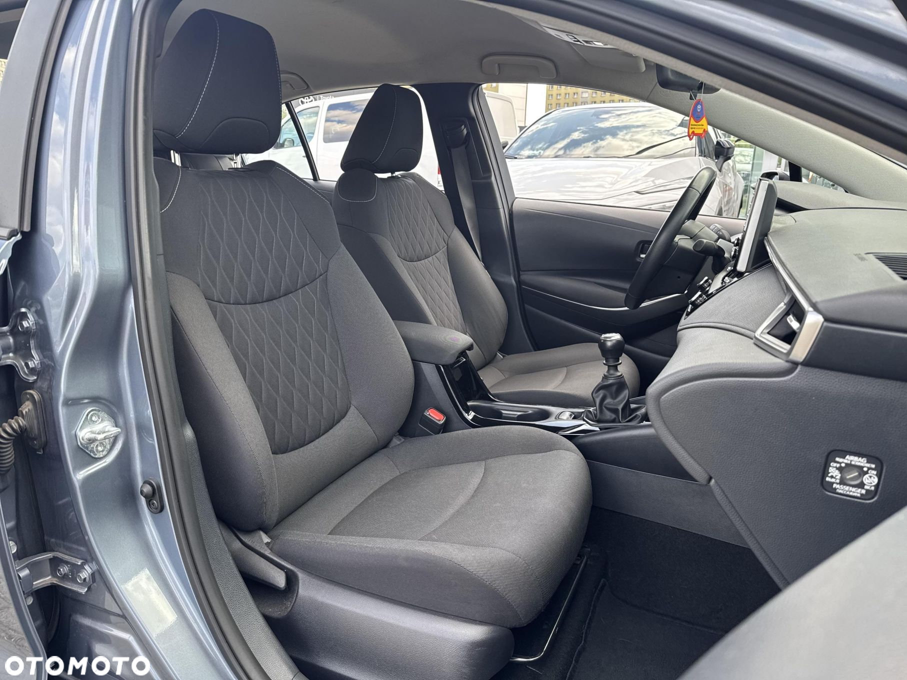 Toyota Corolla - 18