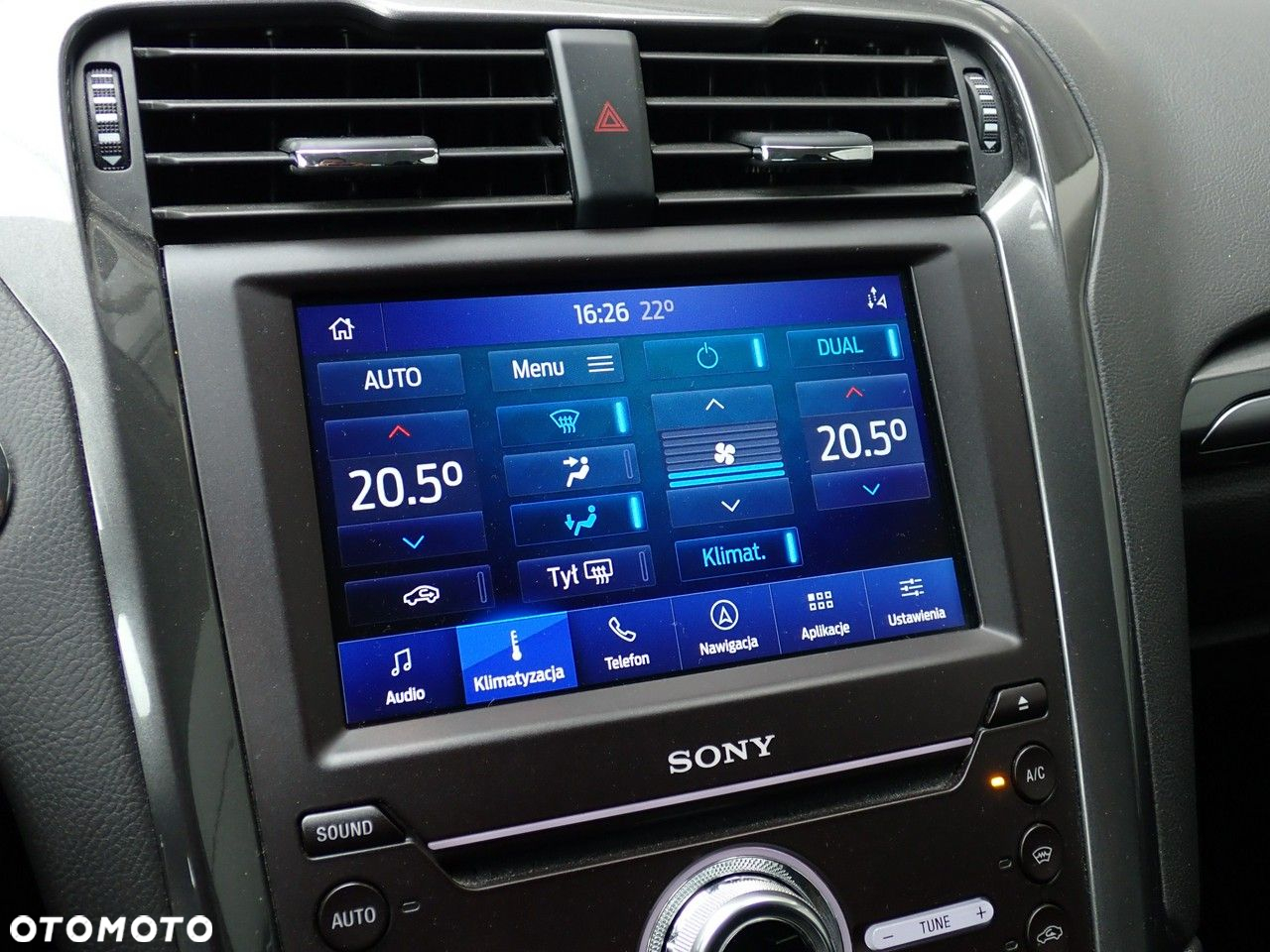 Ford Mondeo - 35