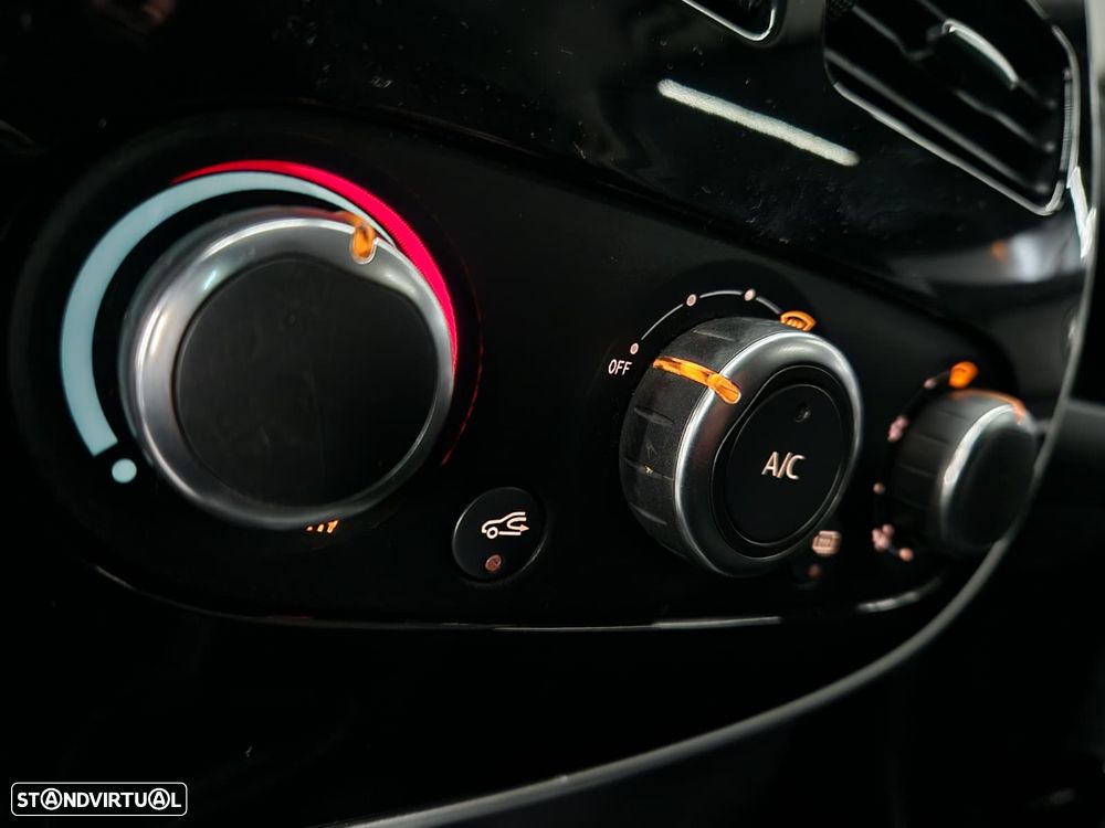 Renault Clio Sport Tourer 1.5 dCi Limited - 15