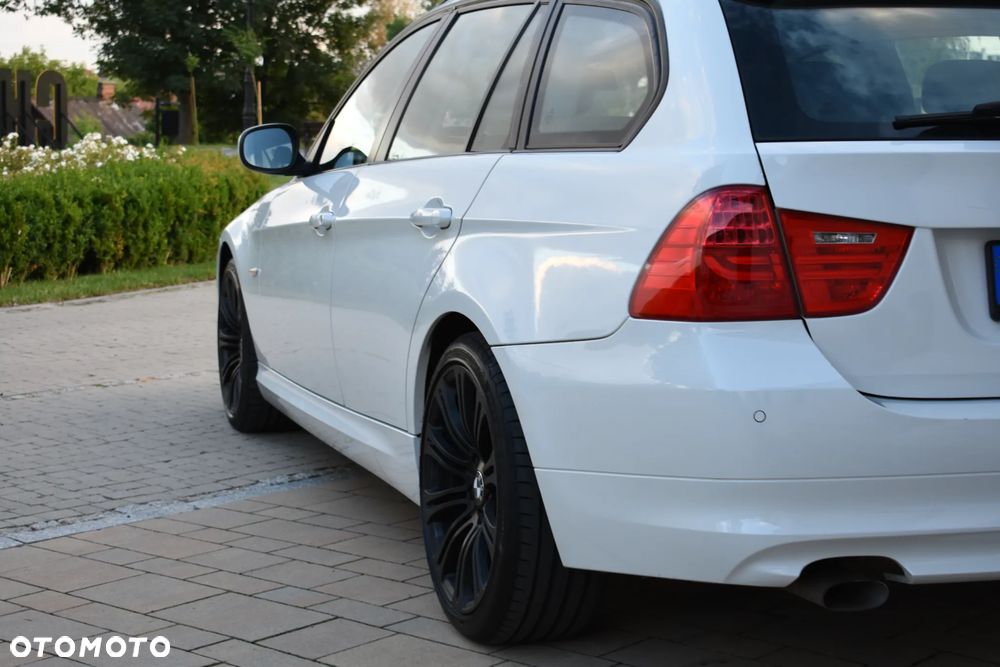 BMW Seria 3 318d - 10
