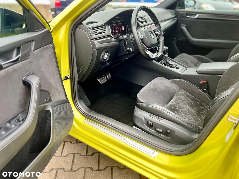 Skoda Superb 2.0 TDI SCR 4x4 Sportline DSG - 22