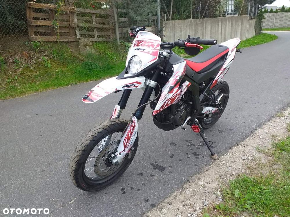 Aprilia SX - 6