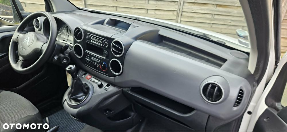 Citroën BERLINGO - 11