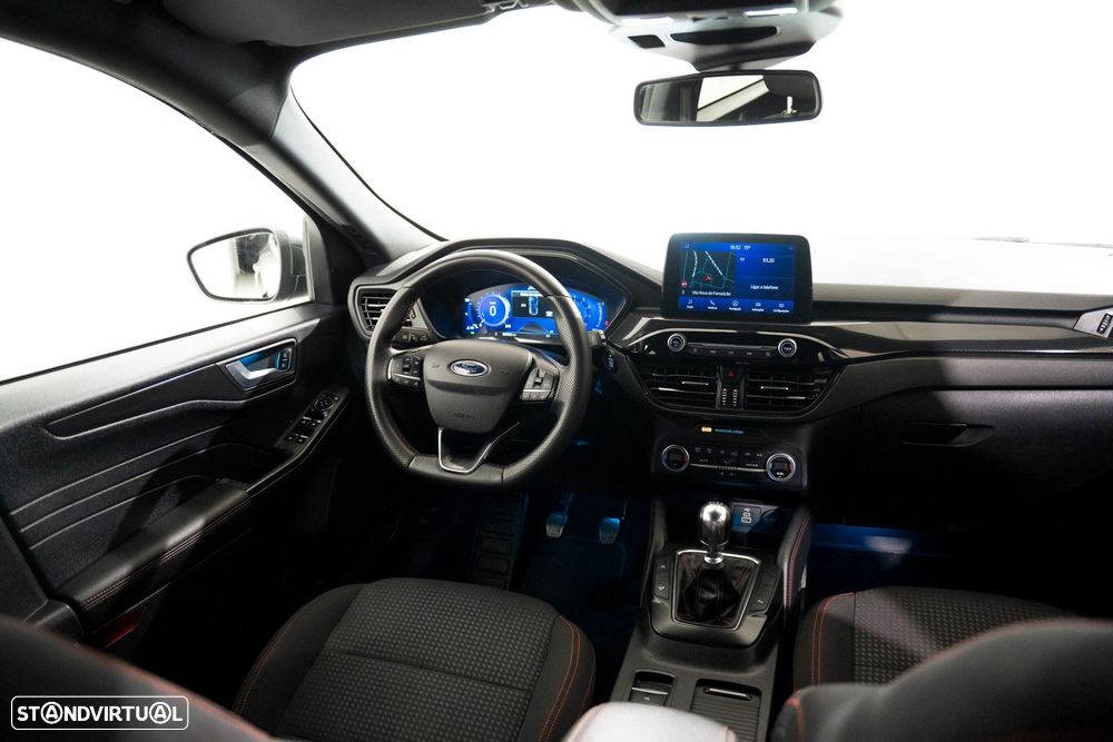 Ford Kuga 1.5 EcoBoost ST-Line - 4