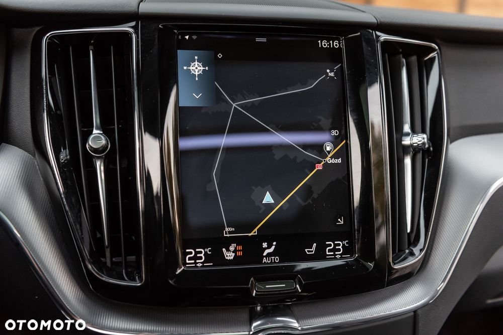 Volvo XC 60 B4 D Geartronic RDesign - 12