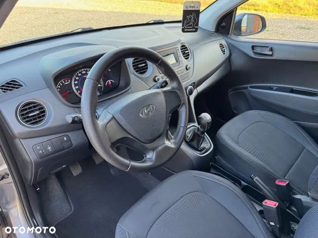 Hyundai i10 - 17