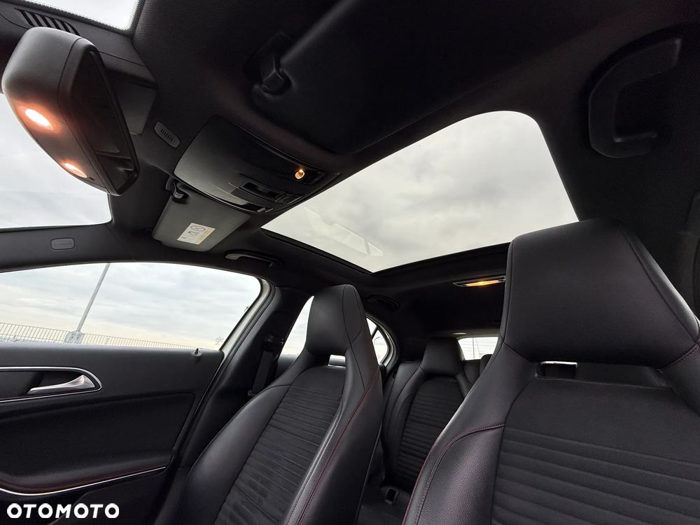 Mercedes-Benz Klasa A 250 4Matic 7G-DCT AMG Line - 9