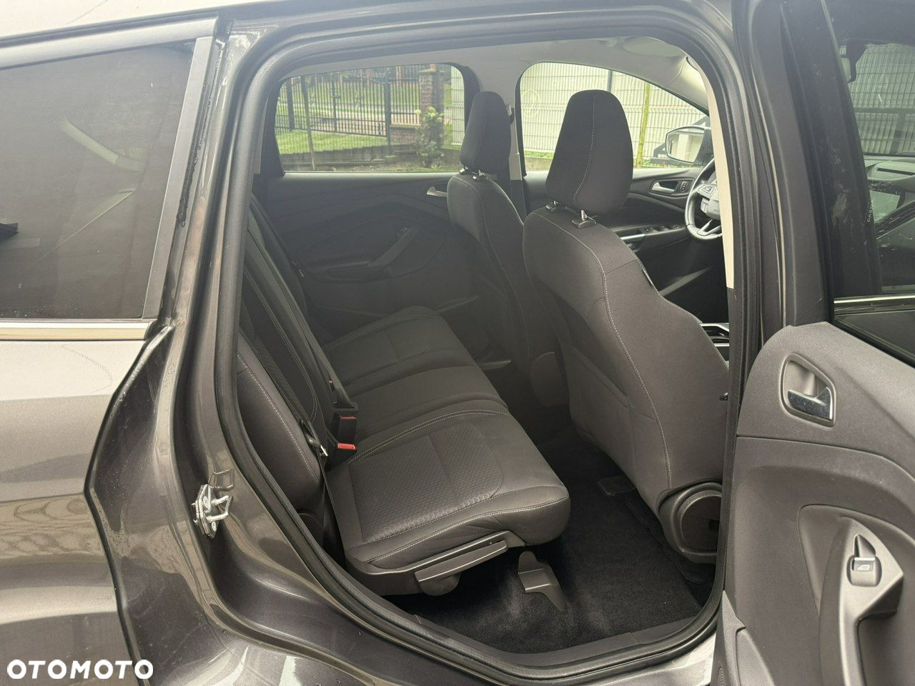 Ford Kuga - 9