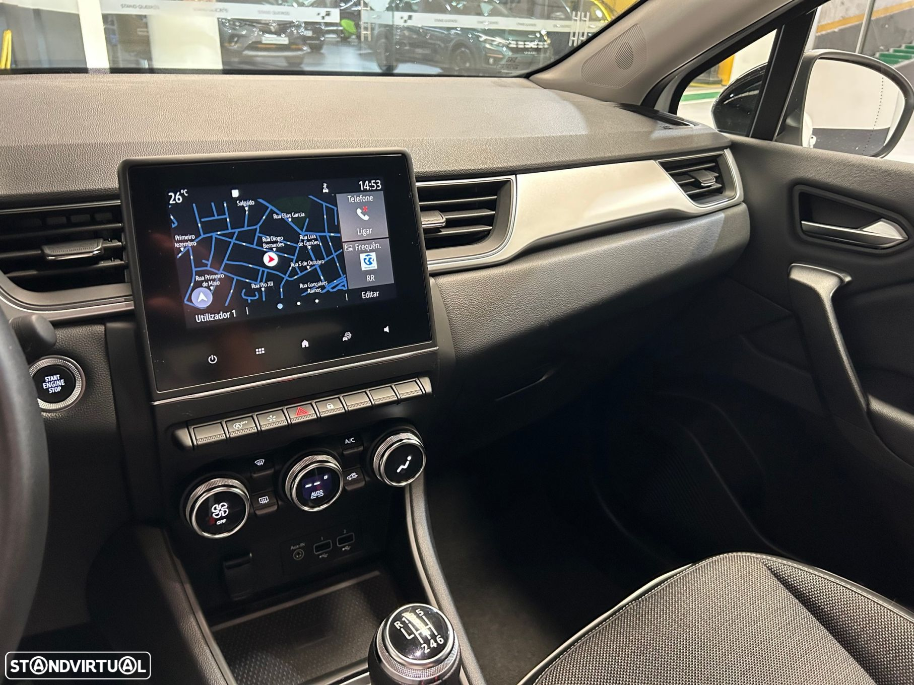 Renault Captur - 26