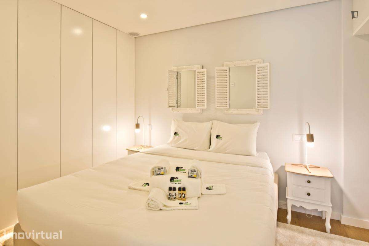 Apartamento com 1 quartos - localizado em Lapa Lisbon - Grande imagem: 2/17
