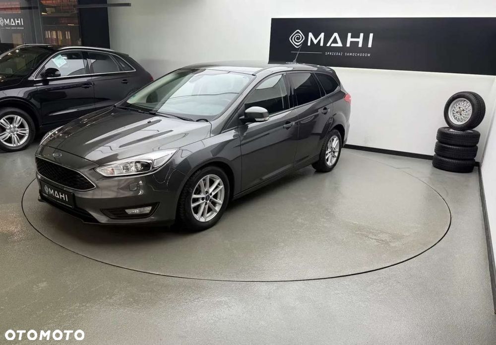 Ford Focus 2.0 TDCi Titanium ASS - 6