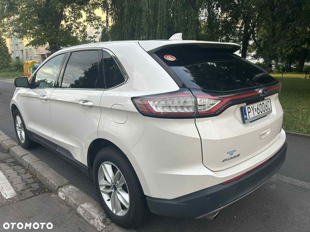 Ford Edge - 4