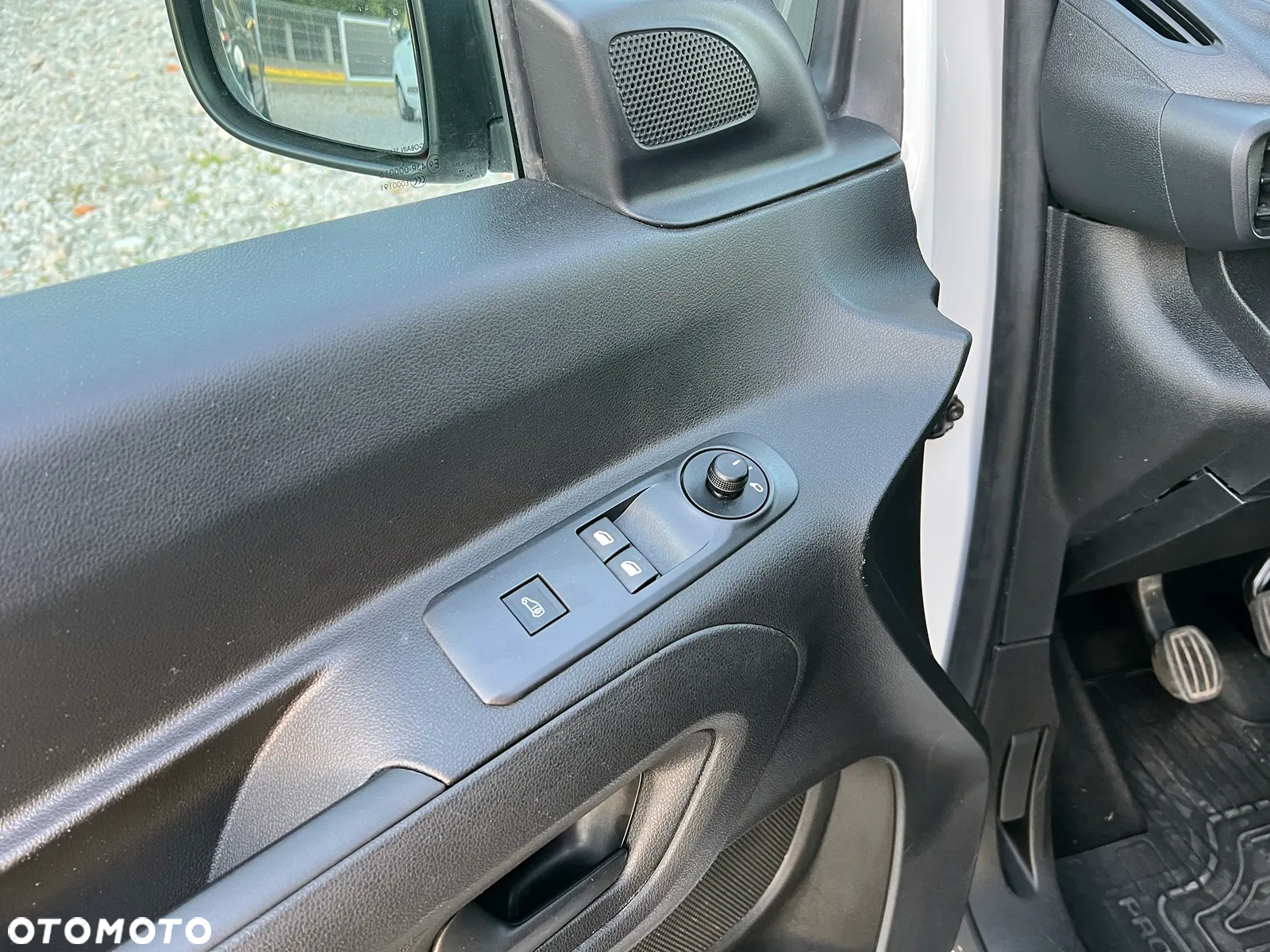 Toyota PROACE CITY - 25