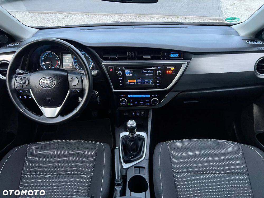 Toyota Auris 1.6 Active - 23