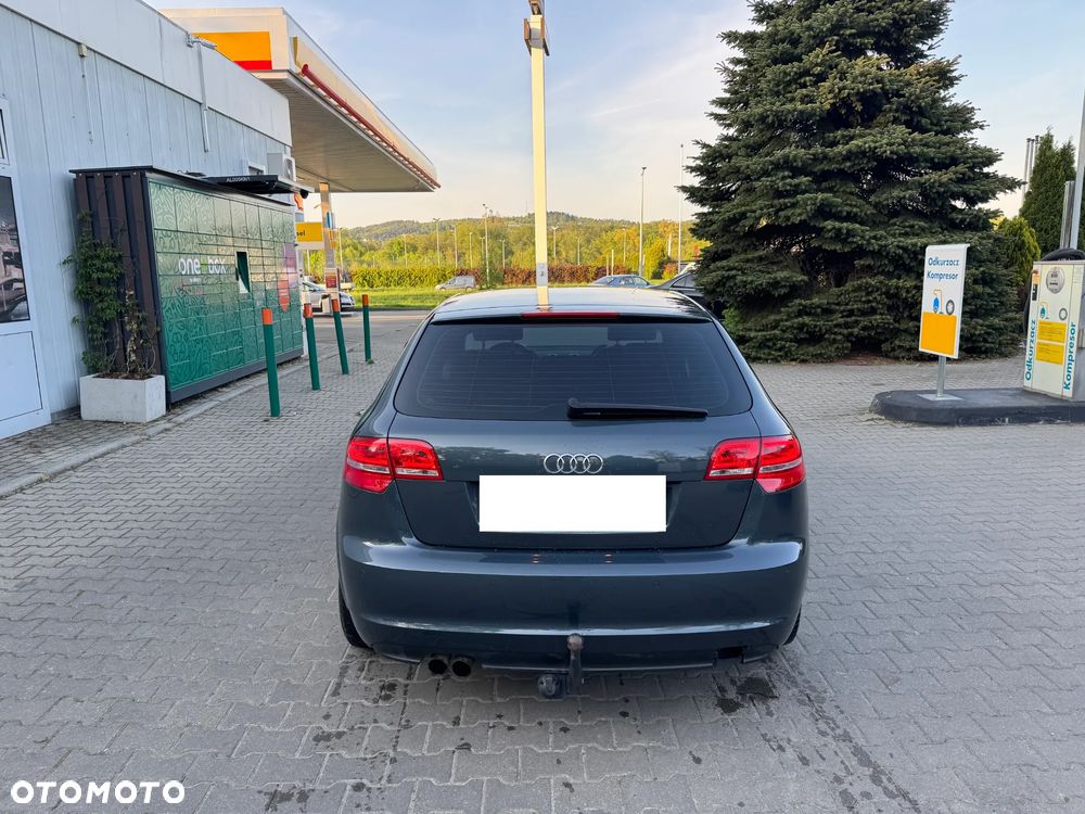 Audi A3 Sportback 1.8 TFSI Quattro Attraction - 5