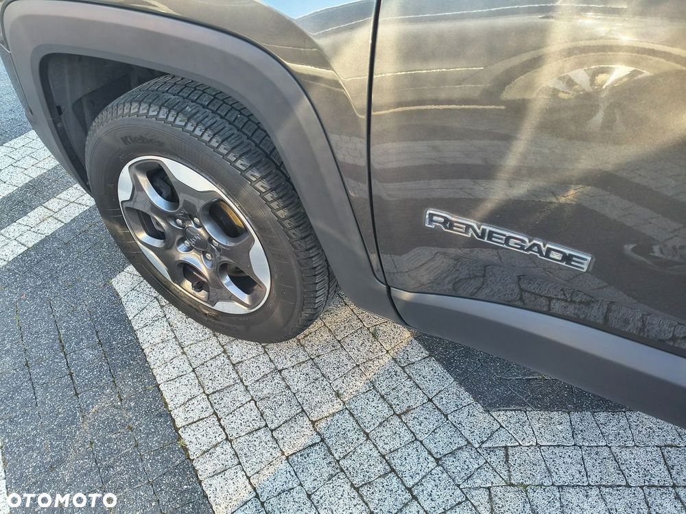 Jeep Renegade 1.6 E-TorQ Longitude FWD - 33