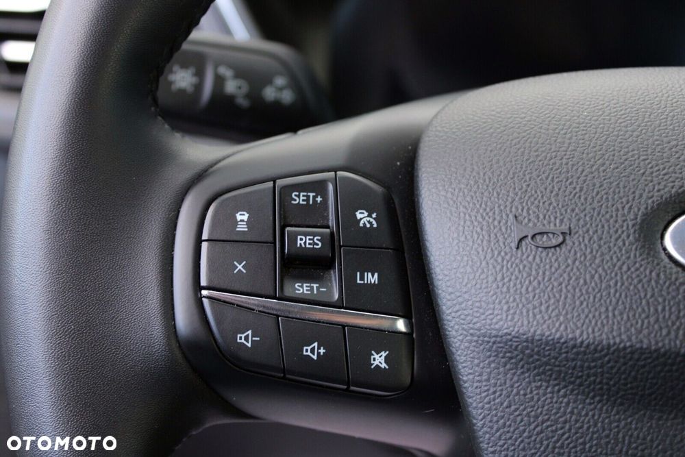 Ford Kuga 1.5 EcoBoost FWD Titanium - 30