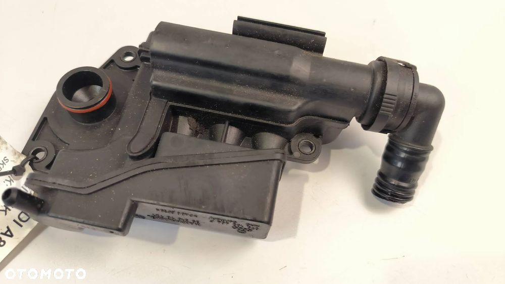 Separator oleju odma Audi A8 d3 4.2 fsi 079103464F - 6