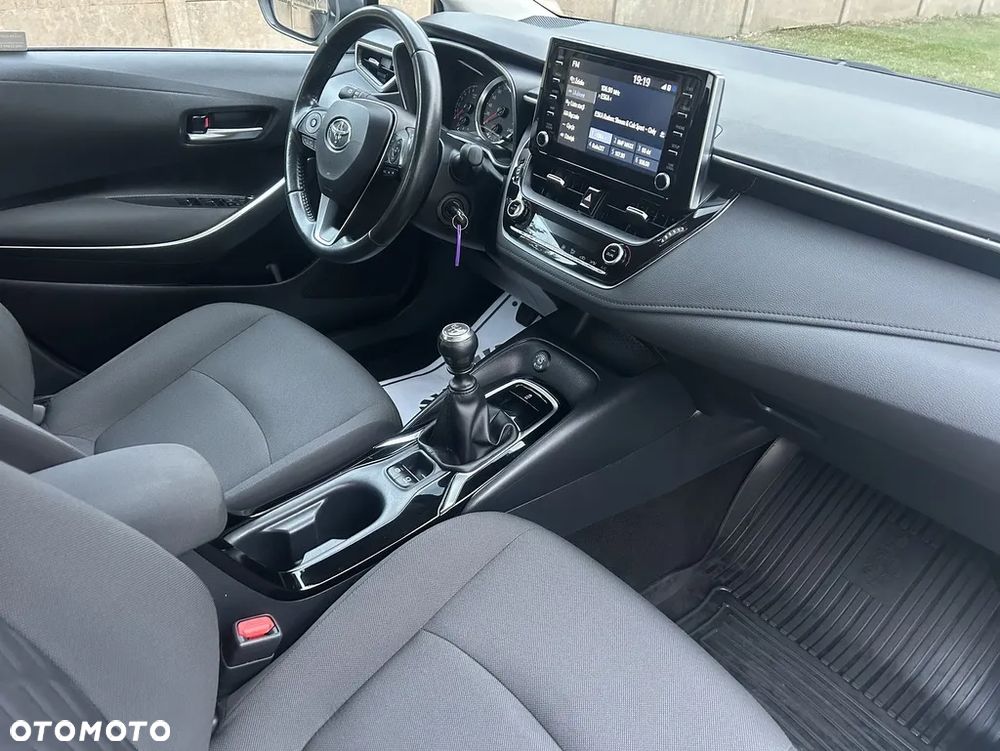 Toyota Corolla 1.5 Comfort - 24