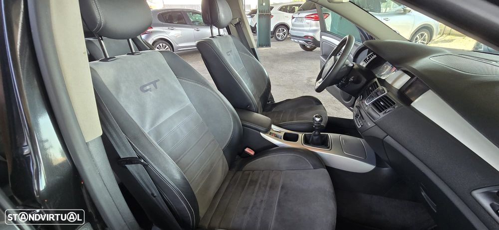 Renault Laguna Break 2.0 dCi GT - 27