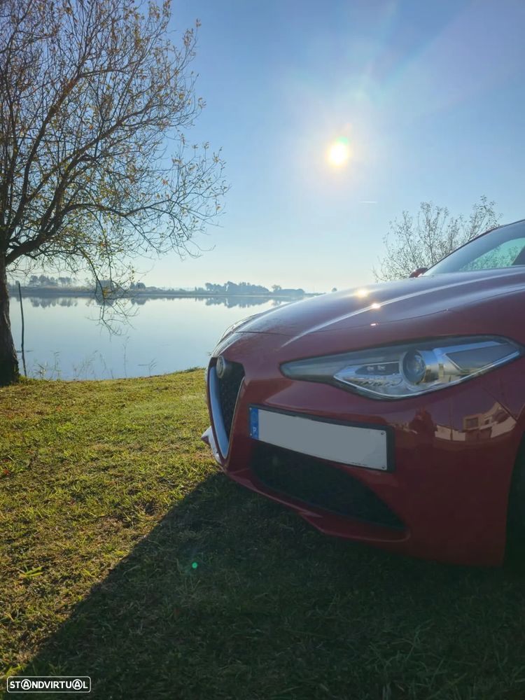 Alfa Romeo Giulia - 11