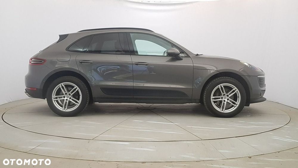 Porsche Macan - 8