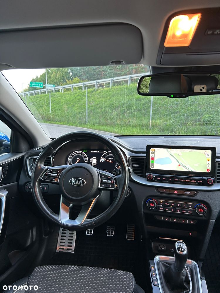 Kia Ceed 1.5 T-GDI Business Line Plus - 29